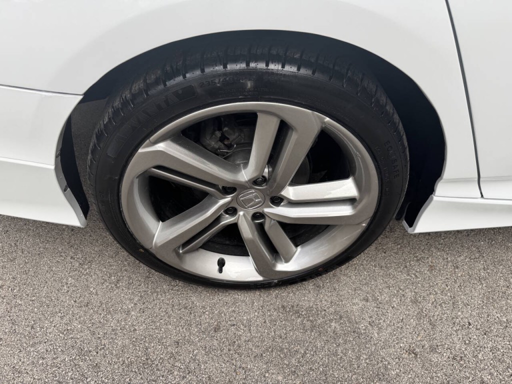 2021 Honda Accord Image 22