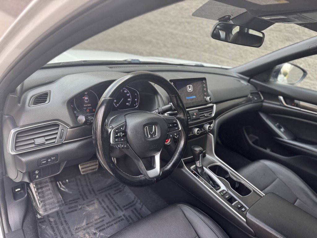 2021 Honda Accord Image 4