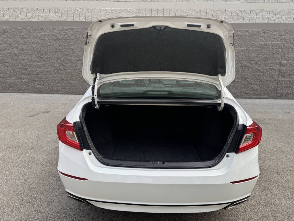 2021 Honda Accord Image 15