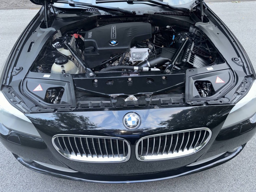 2012 BMW 5 Series Image 15