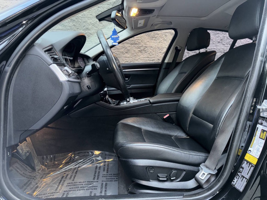 2012 BMW 5 Series Image 20