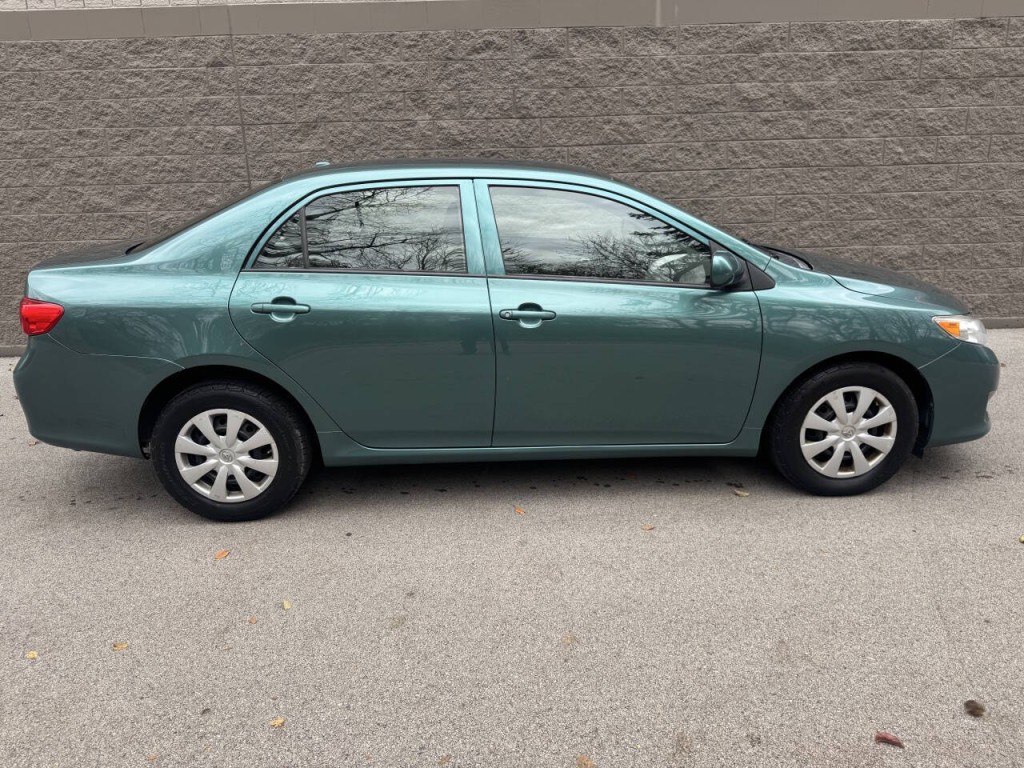 2010 Toyota Corolla Image 10