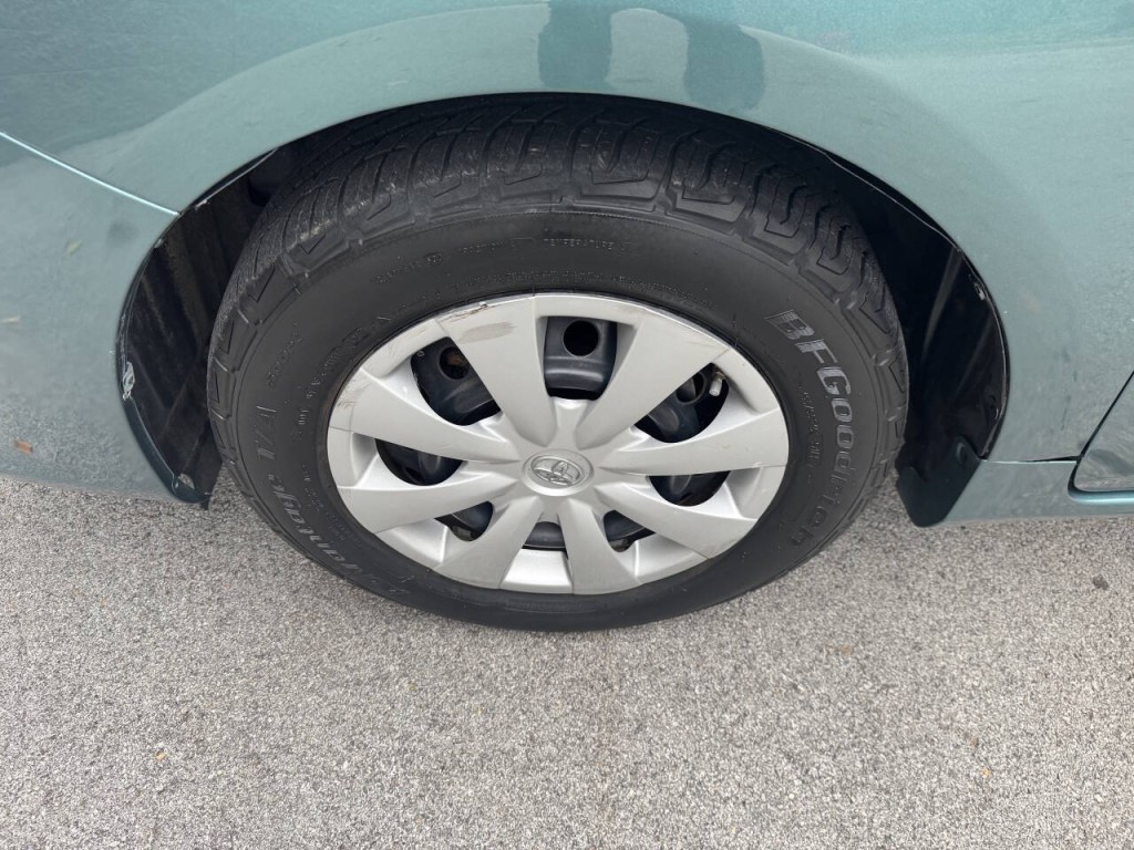 2010 Toyota Corolla Image 16