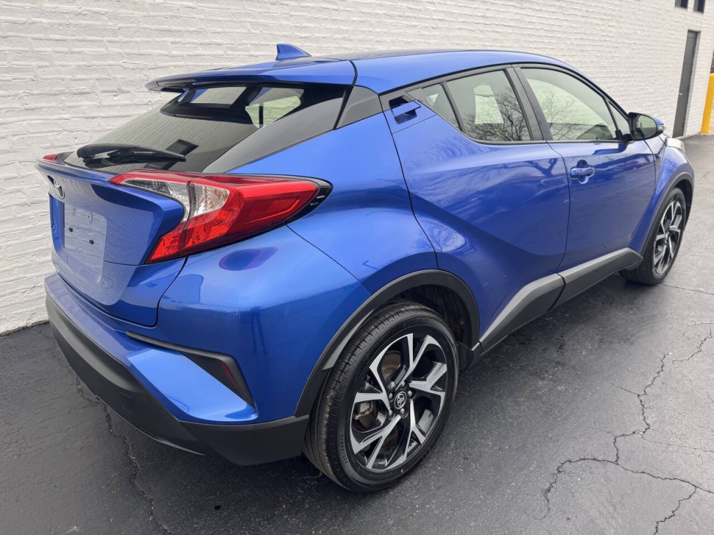 2018 Toyota C-HR Image 8