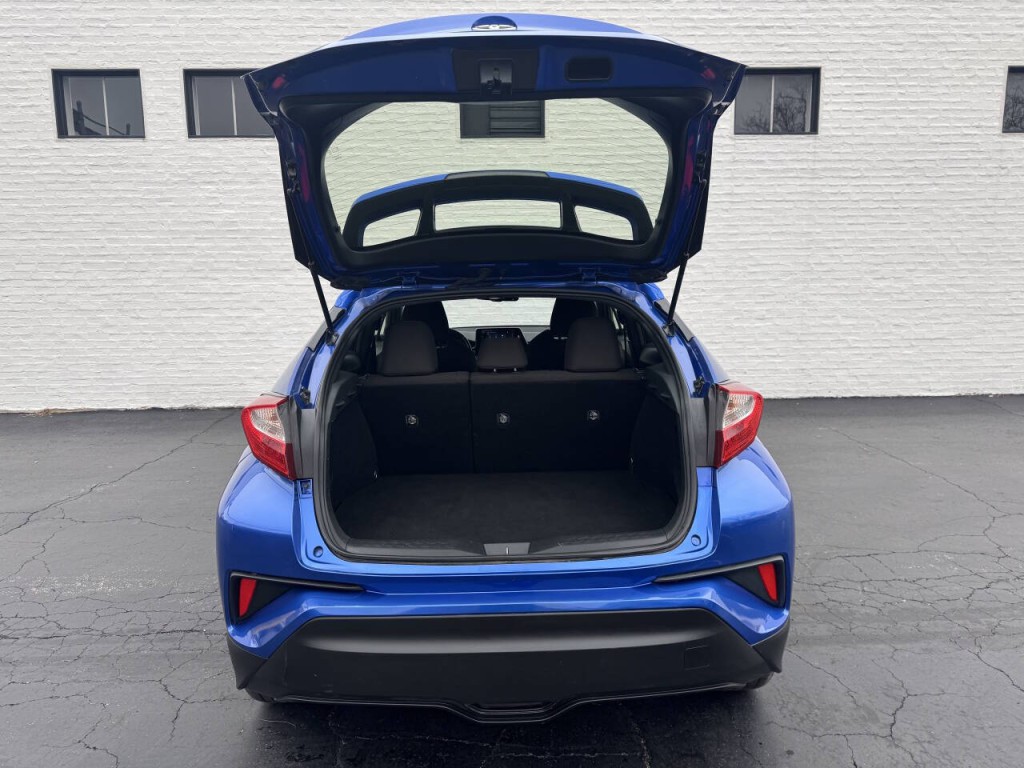 2018 Toyota C-HR Image 9