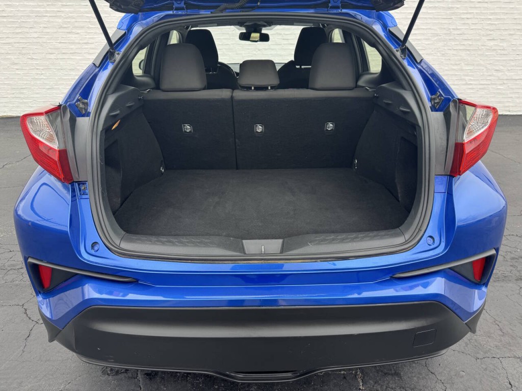 2018 Toyota C-HR Image 10