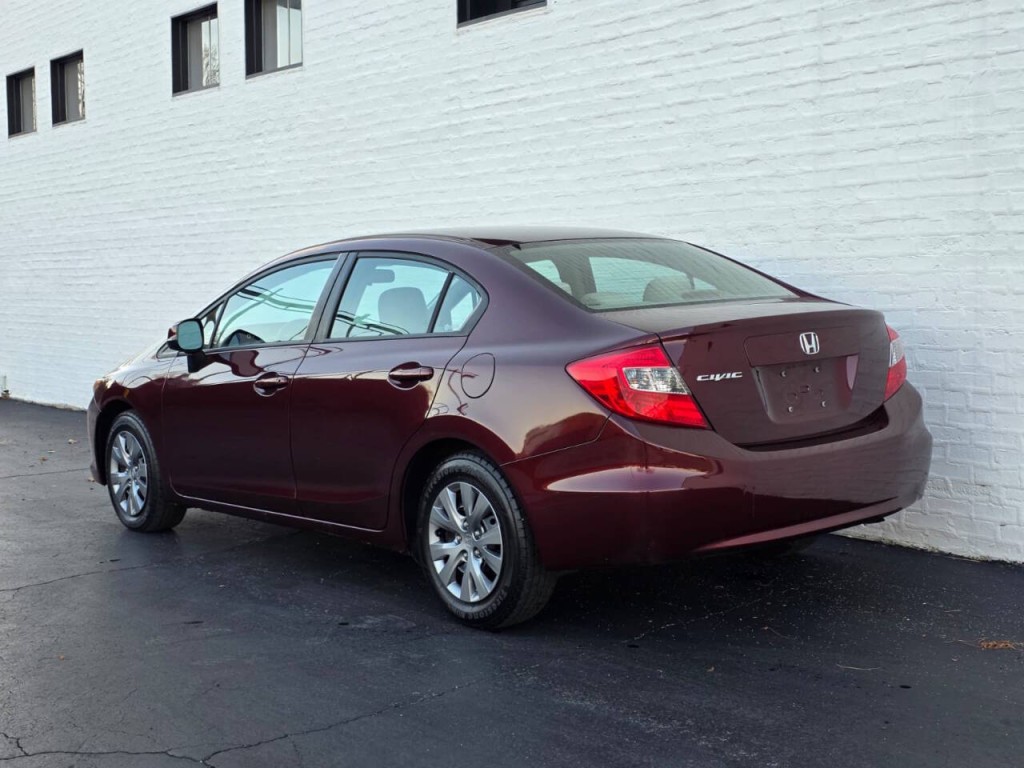 2012 Honda Civic Image 2