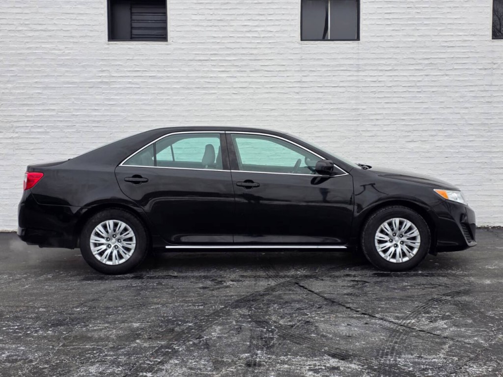 2014 Toyota Camry Image 7