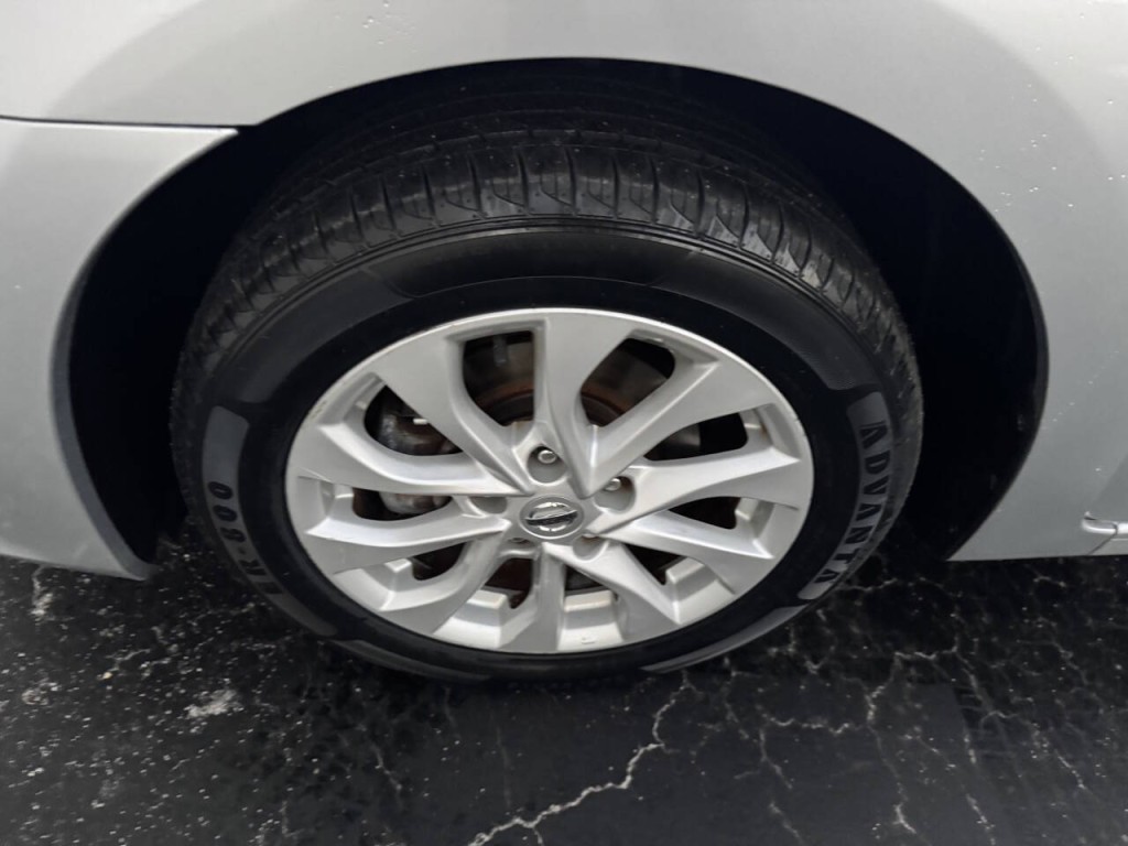 2019 Nissan Sentra Image 15