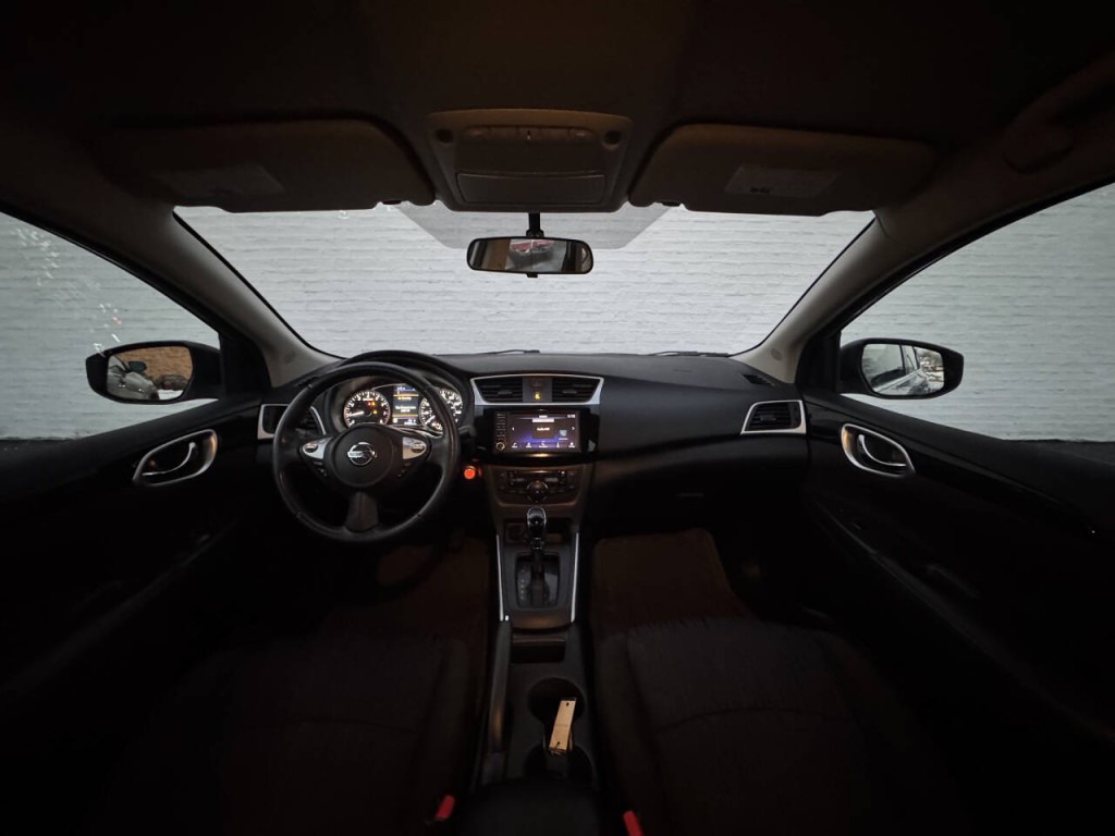 2019 Nissan Sentra Image 28