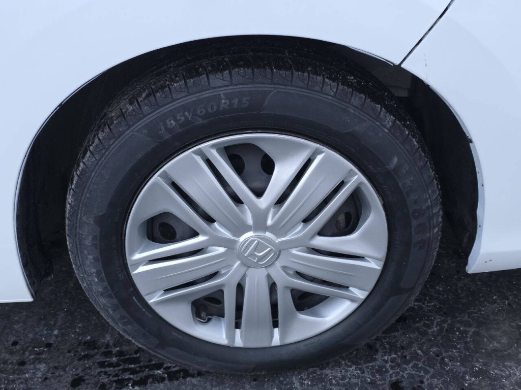 2020 Honda Fit Image 18