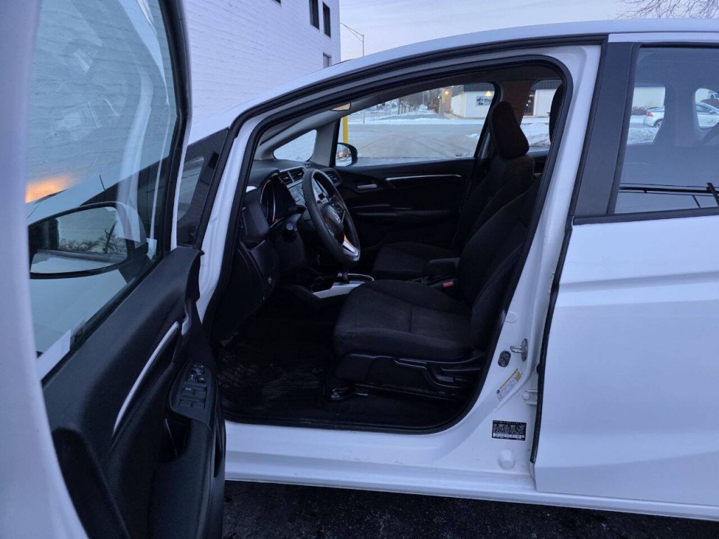 2020 Honda Fit Image 21