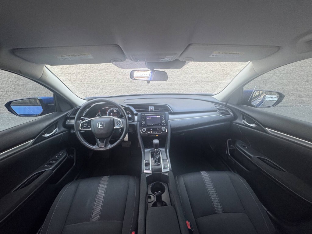 2020 Honda Civic Image 30