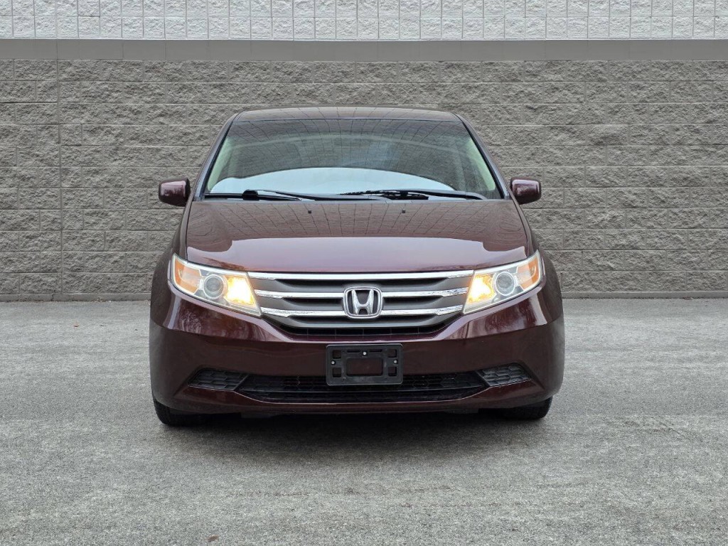 2011 Honda Odyssey Image 9