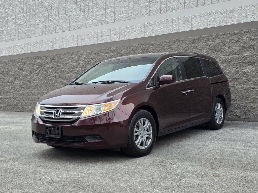 2011 Honda Odyssey Image 10