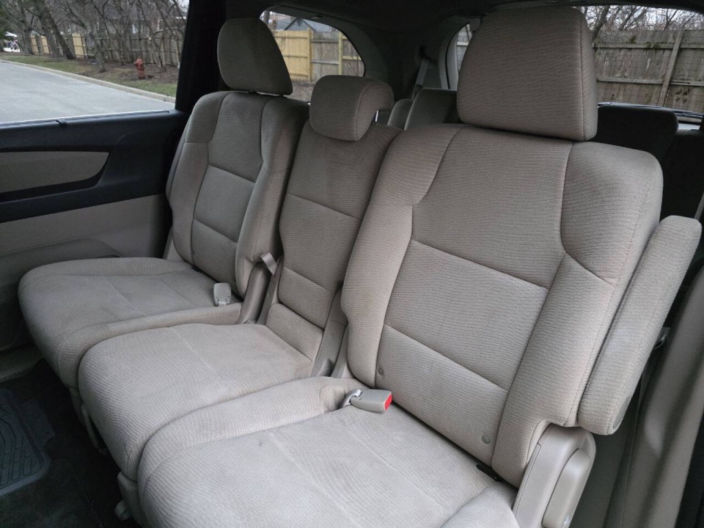 2011 Honda Odyssey Image 21