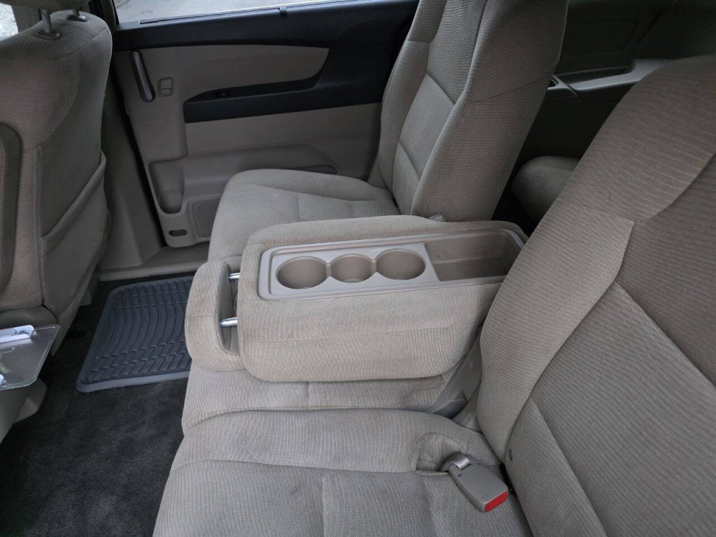 2011 Honda Odyssey Image 22