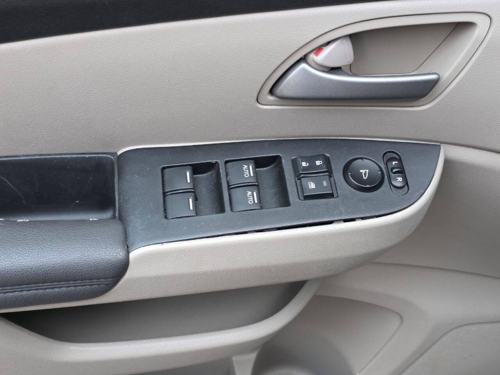 2011 Honda Odyssey Image 26