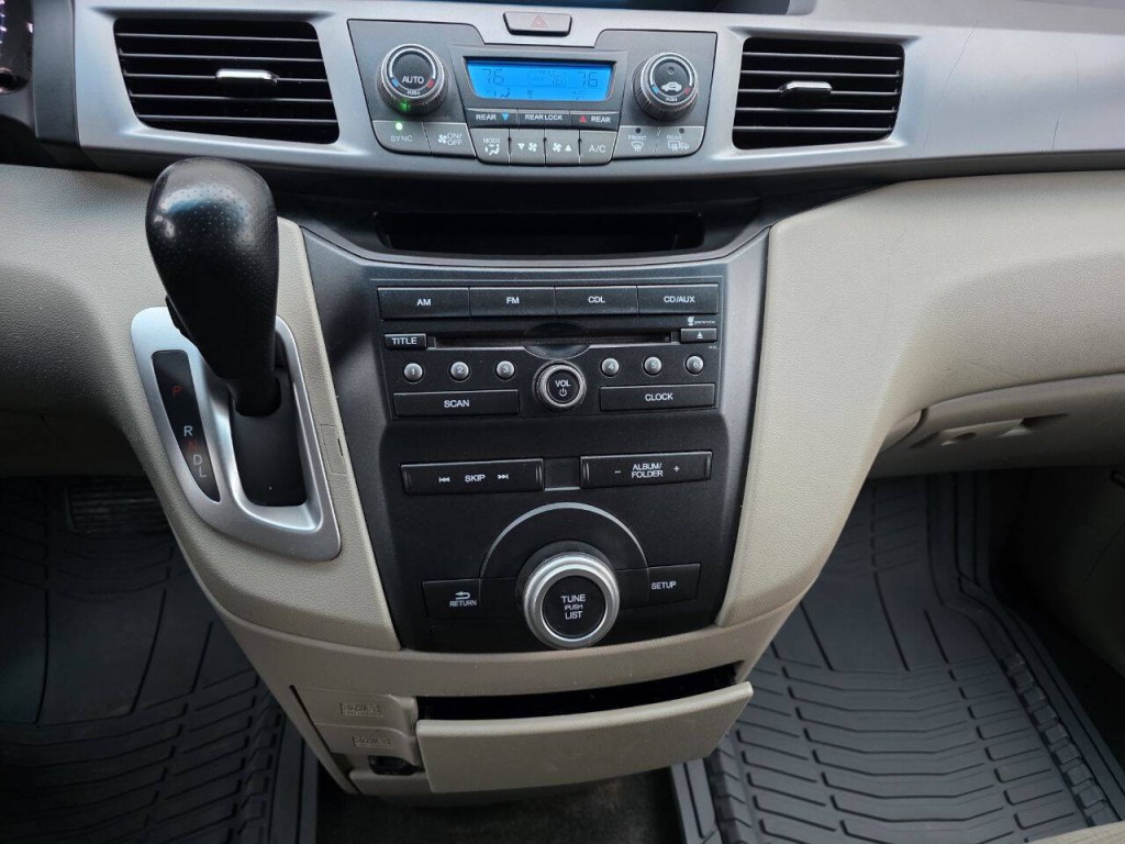 2011 Honda Odyssey Image 30