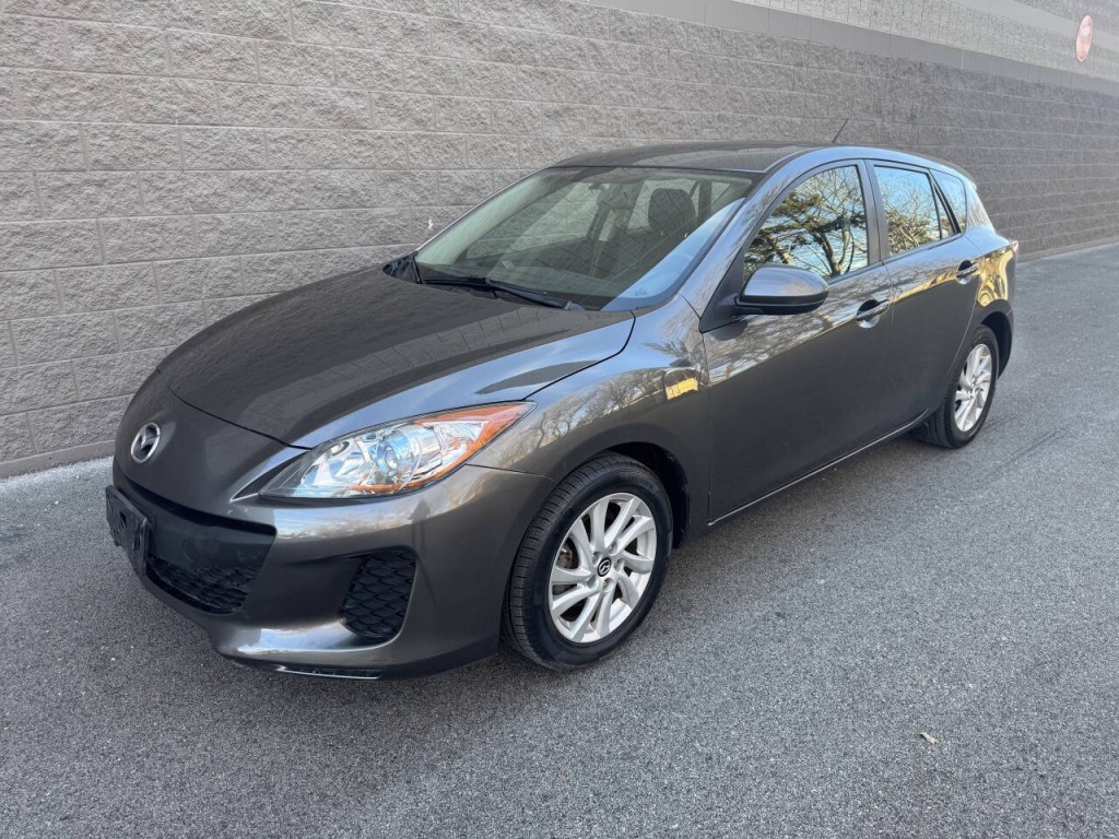 2013 Mazda Mazda3 Image 1