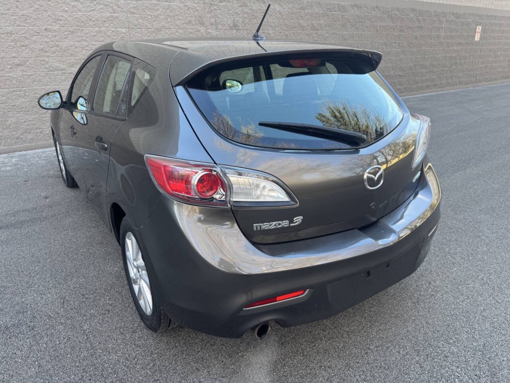 2013 Mazda Mazda3 Image 14