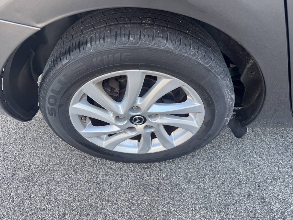 2013 Mazda Mazda3 Image 17