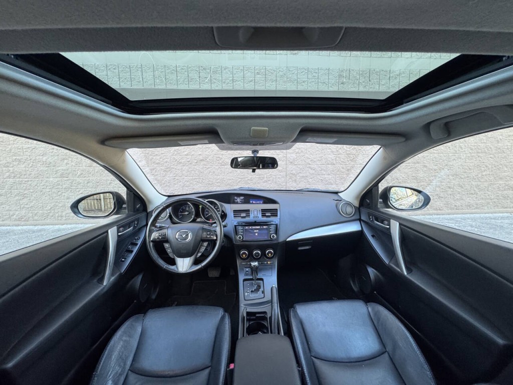 2013 Mazda Mazda3 Image 27