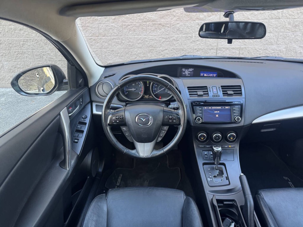 2013 Mazda Mazda3 Image 28