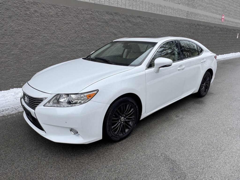 2013 Lexus ES 350 Image 1