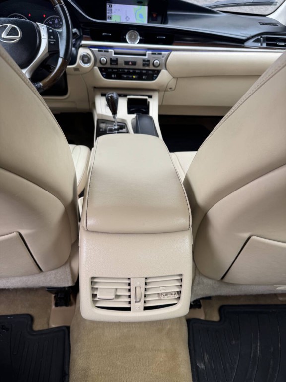 2013 Lexus ES 350 Image 29