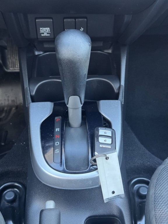 2015 Honda Fit Image 19