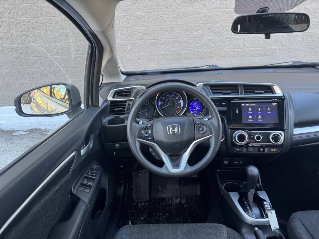 2015 Honda Fit Image 22