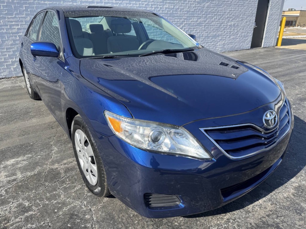 2011 Toyota Camry Image 8