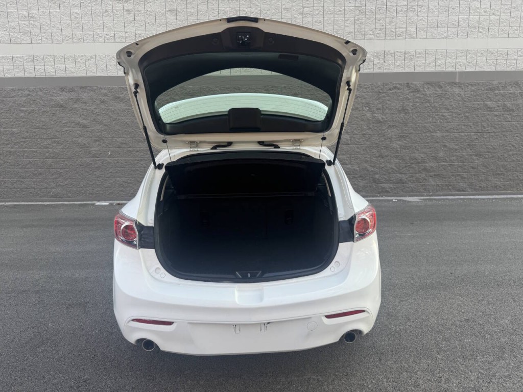 2010 Mazda Mazda3 Image 14