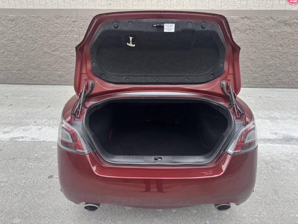 2012 Nissan Maxima Image 12