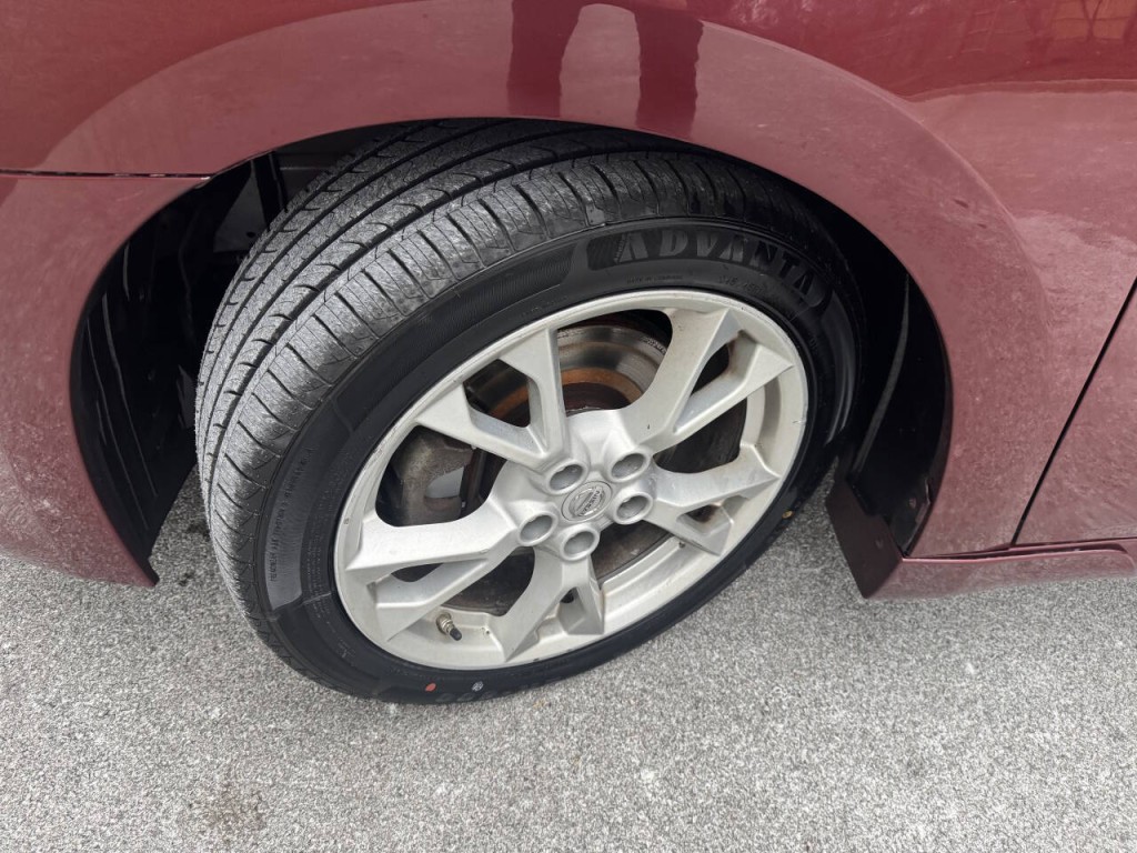 2012 Nissan Maxima Image 16