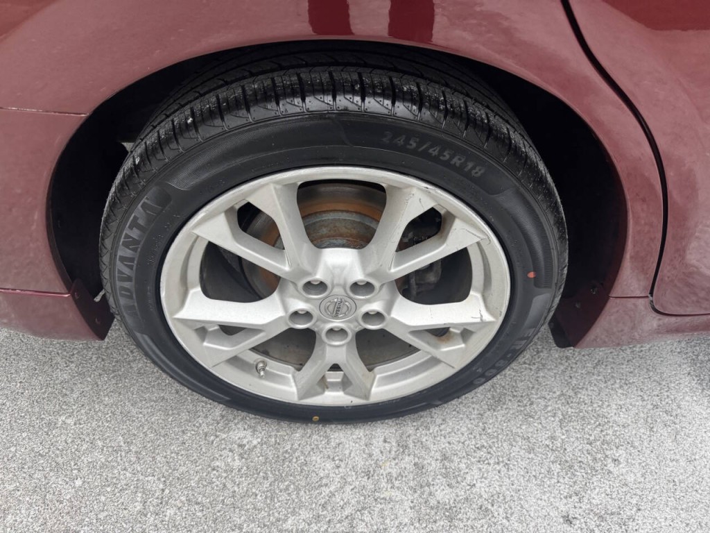 2012 Nissan Maxima Image 18