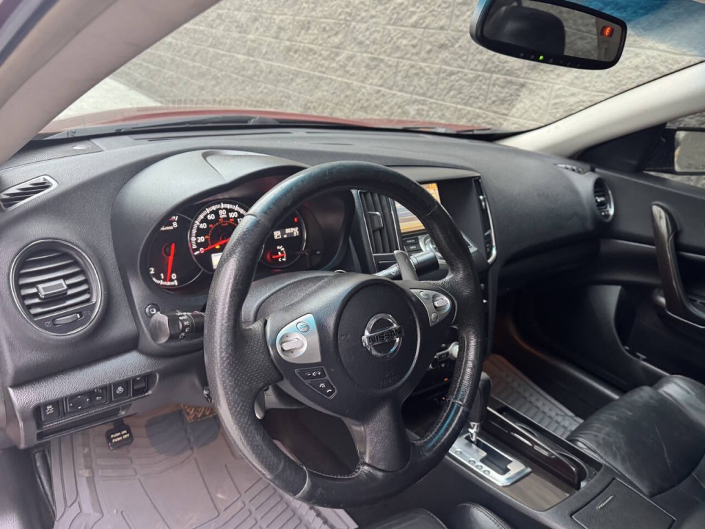 2012 Nissan Maxima Image 21