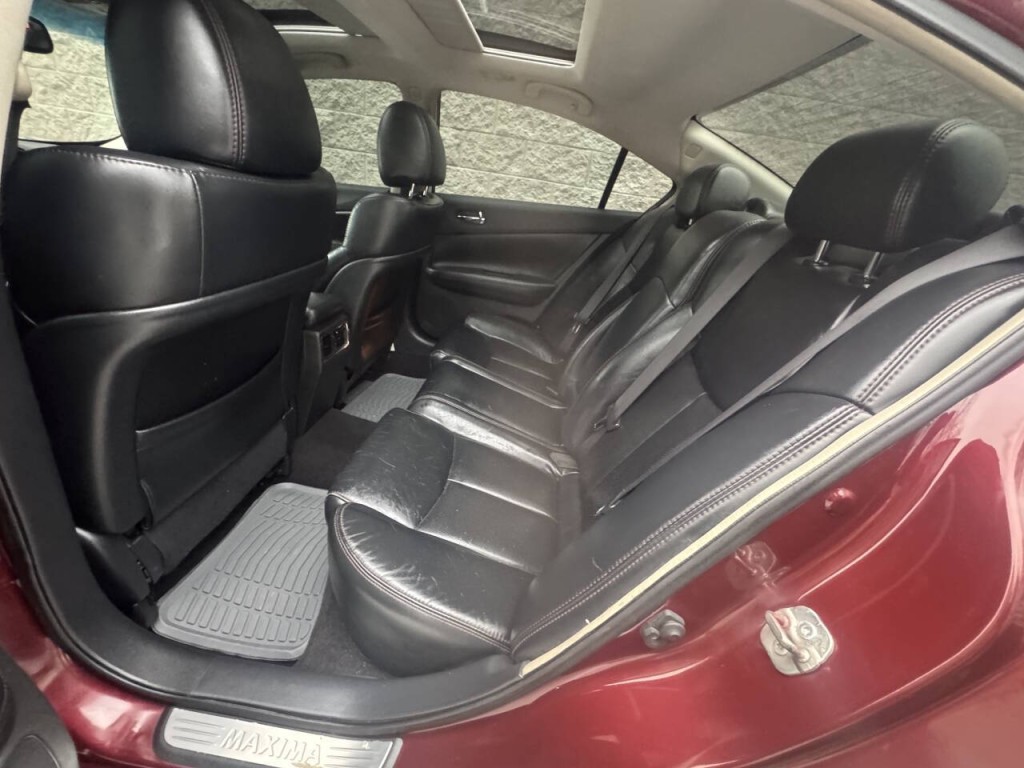 2012 Nissan Maxima Image 24