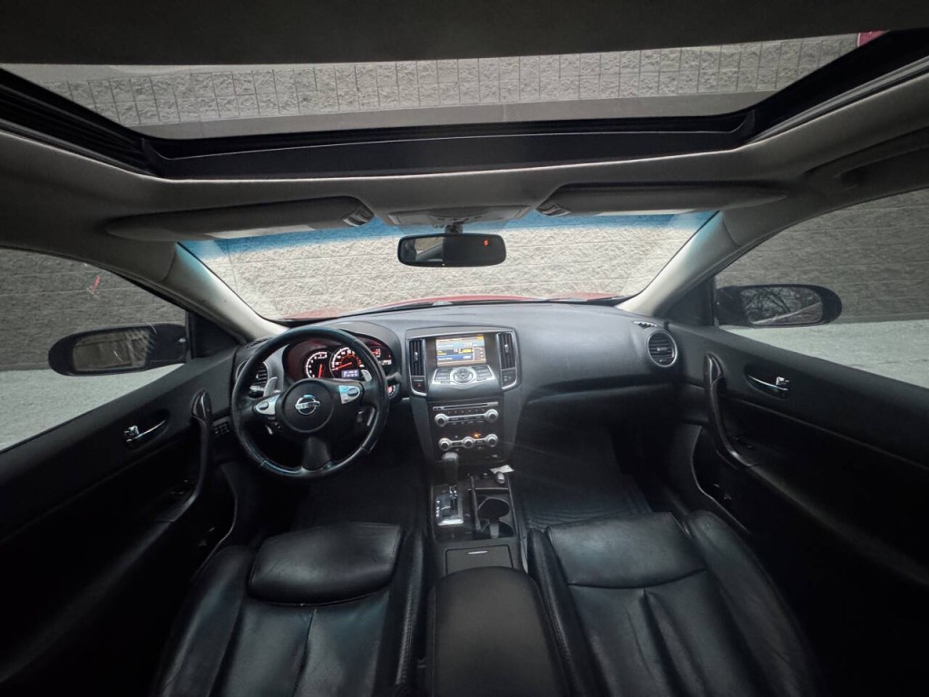 2012 Nissan Maxima Image 33