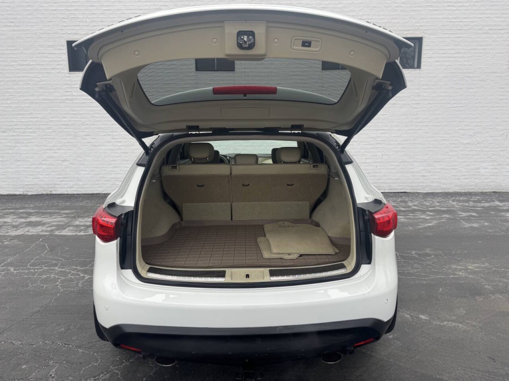 2012 INFINITI FX35 Image 14