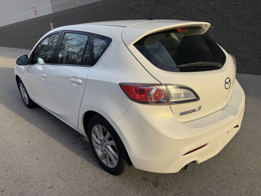 2012 Mazda Mazda3 Image 3
