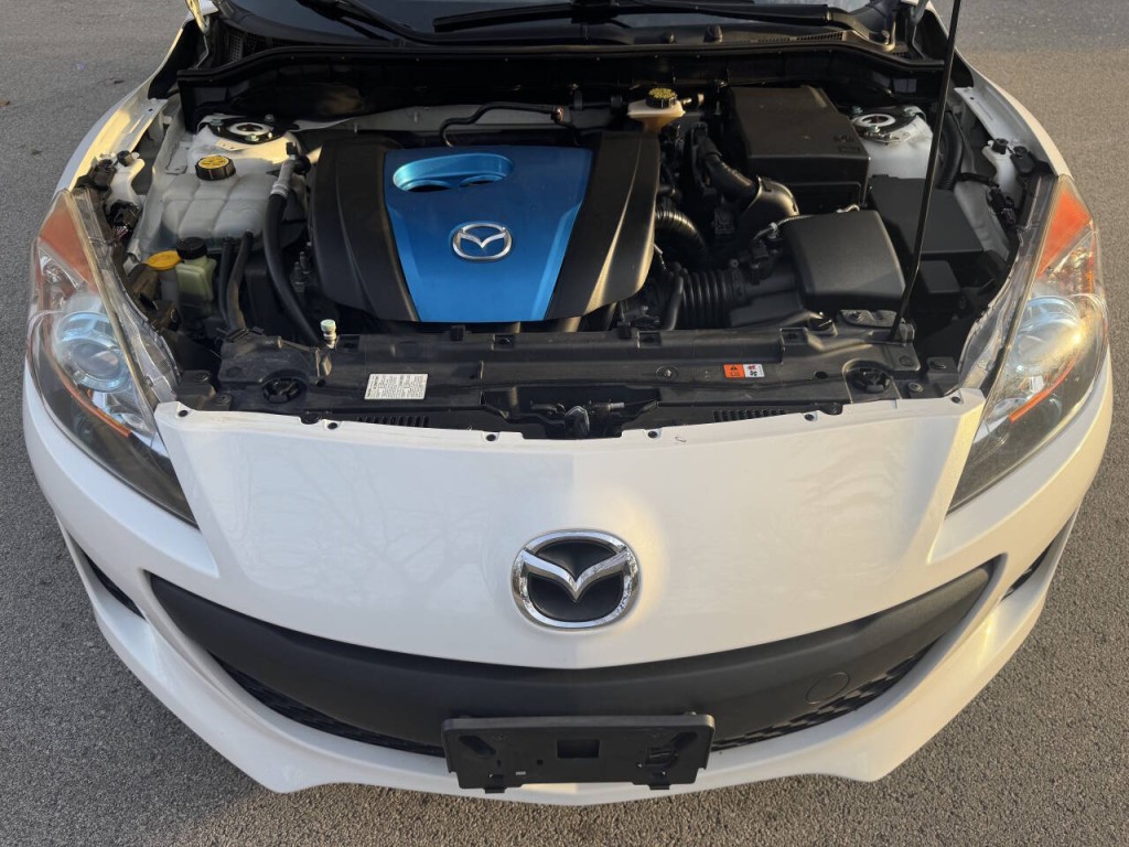 2012 Mazda Mazda3 Image 4