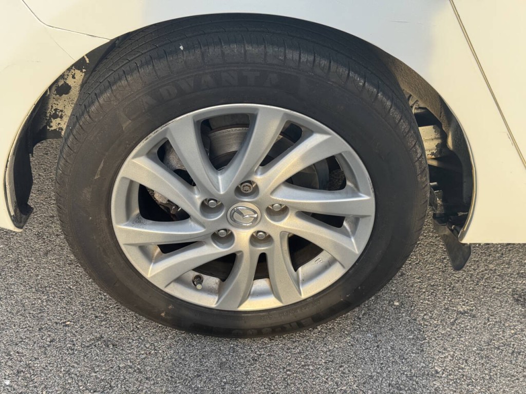 2012 Mazda Mazda3 Image 19