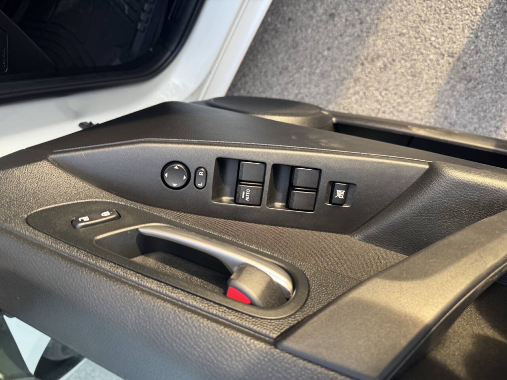 2012 Mazda Mazda3 Image 23