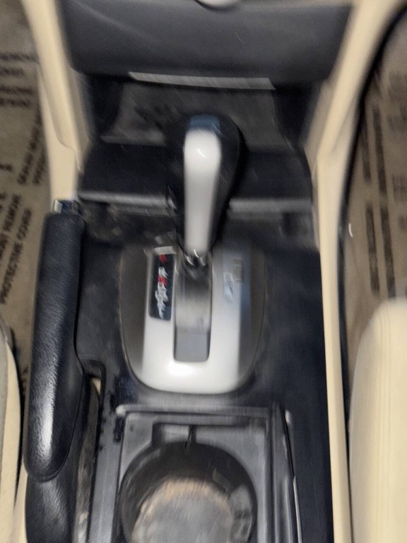 2009 Honda Accord Image 16