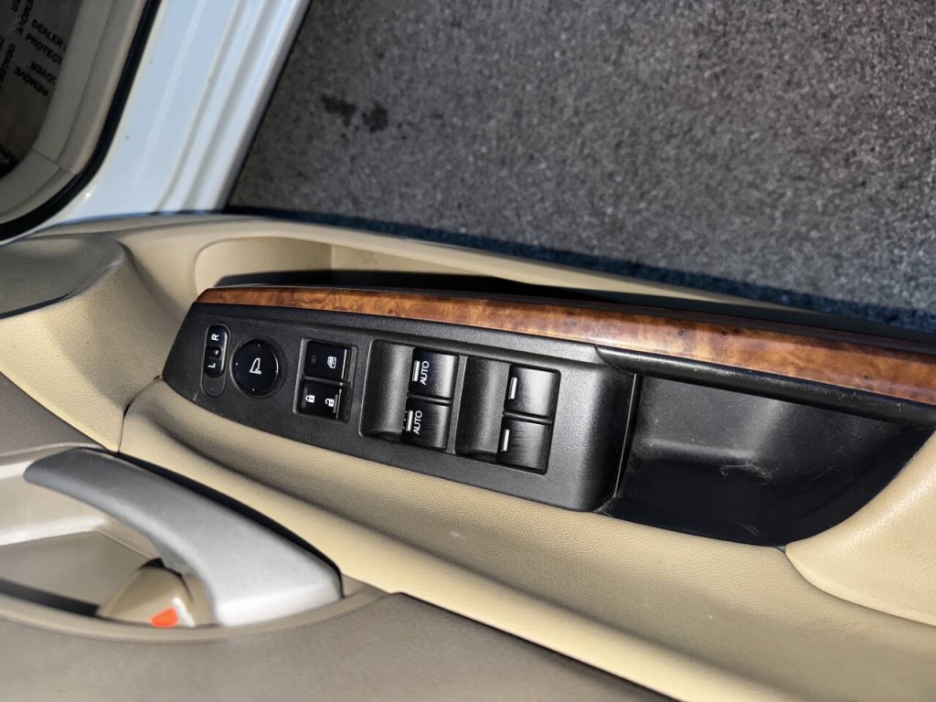 2009 Honda Accord Image 20