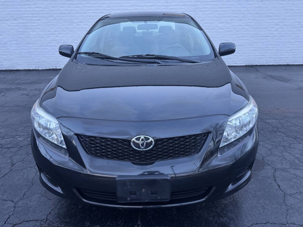 2010 Toyota Corolla Image 4