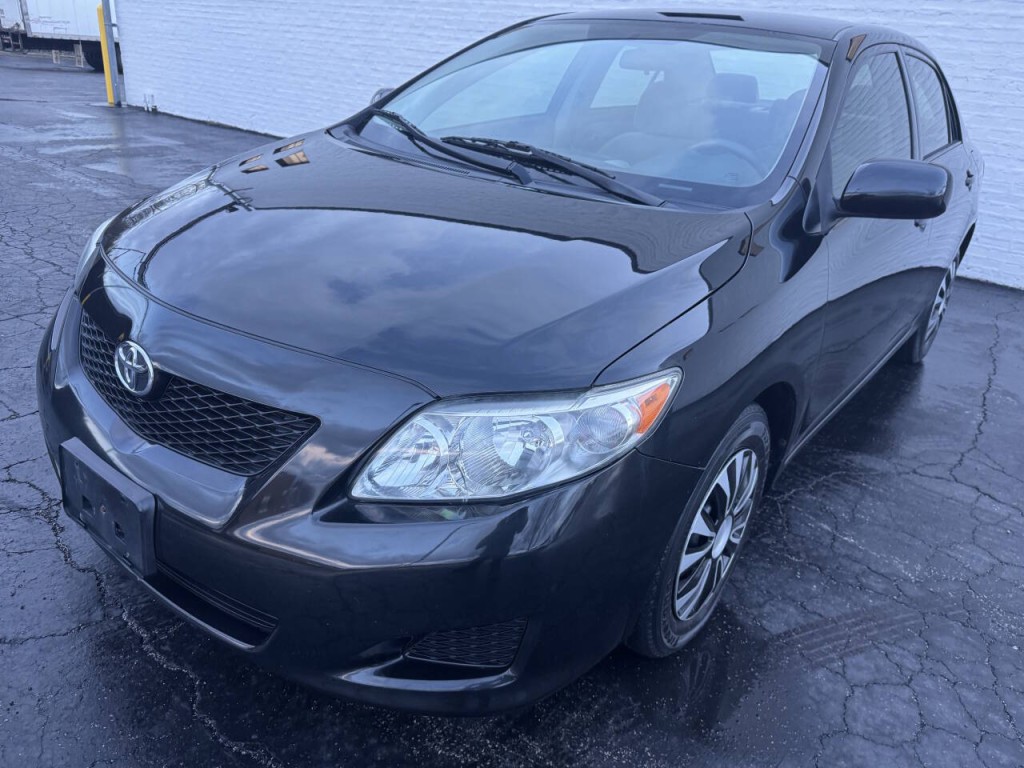 2010 Toyota Corolla Image 5