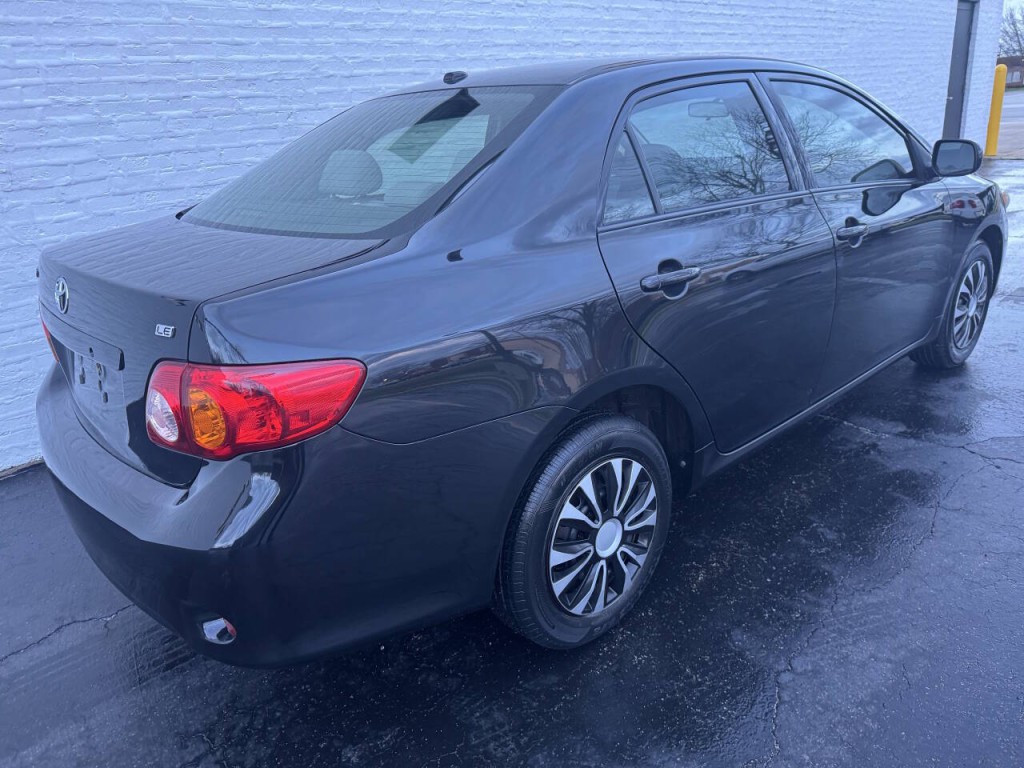 2010 Toyota Corolla Image 13
